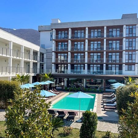 Aquamarine Family Club Hotell Gagra Exteriör bild