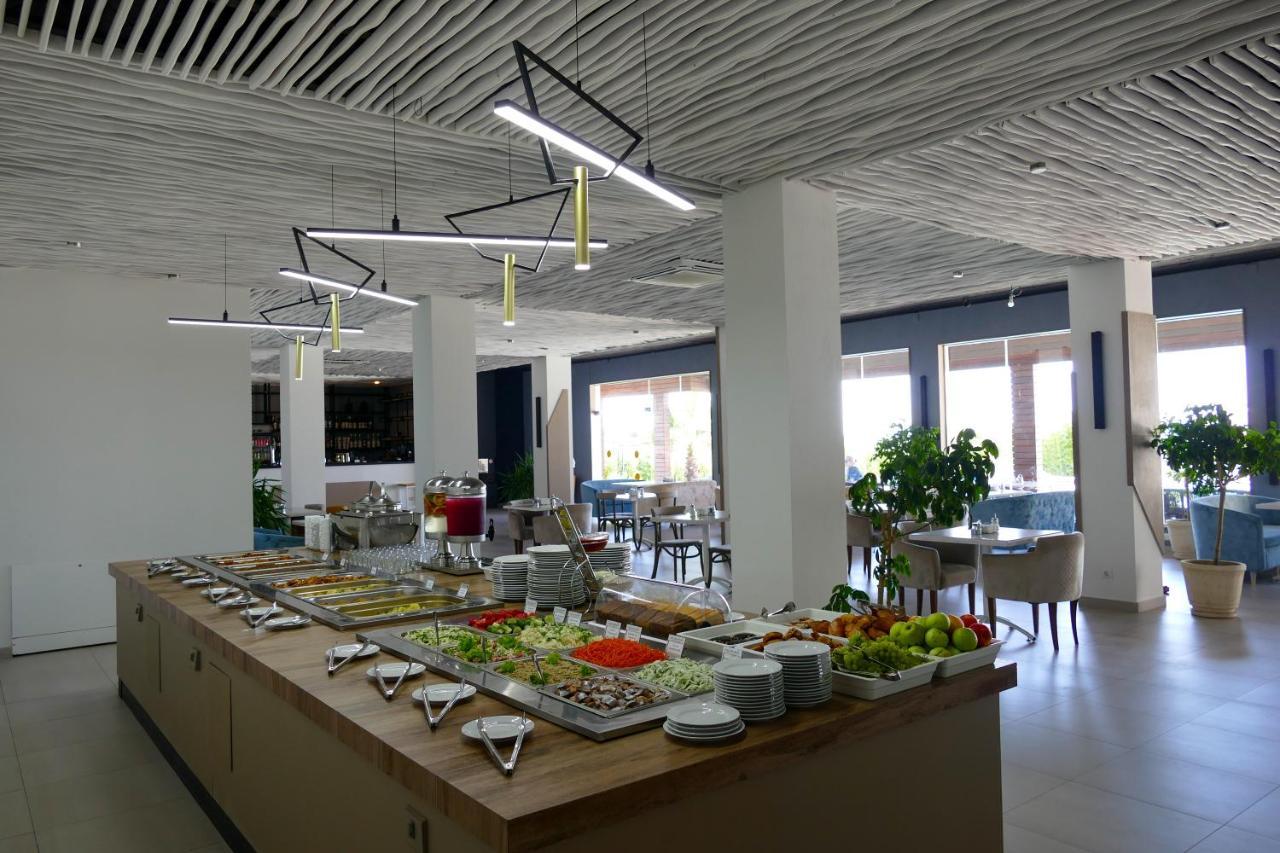 Aquamarine Family Club Hotell Gagra Exteriör bild