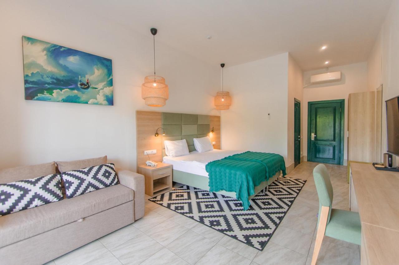 Aquamarine Family Club Hotell Gagra Rum bild